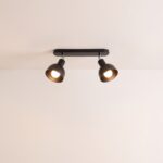 Plafón negro con focos orientables de metal